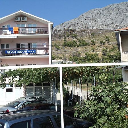 Apartments Mihovil Omiš Eksteriør billede