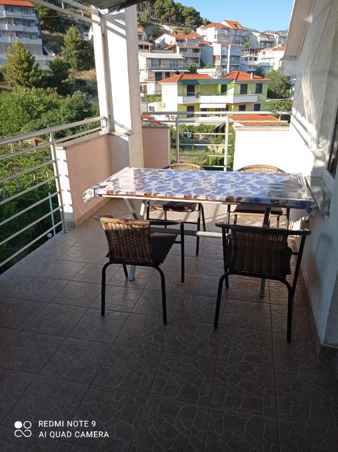 Apartments Mihovil Omiš Eksteriør billede