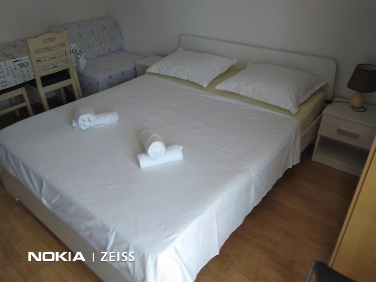 Apartments Mihovil Omiš Eksteriør billede