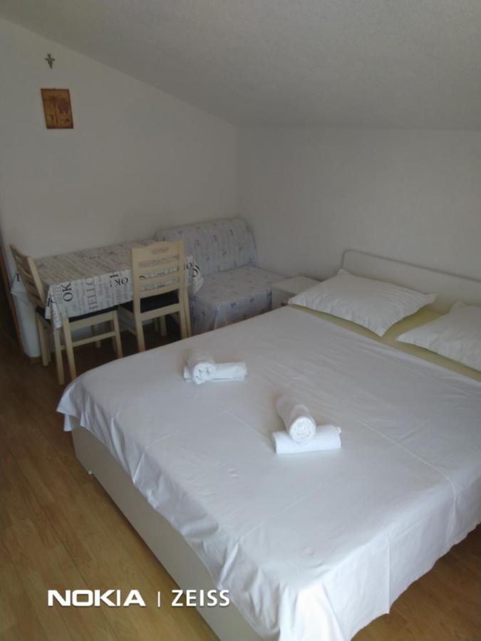 Apartments Mihovil Omiš Eksteriør billede
