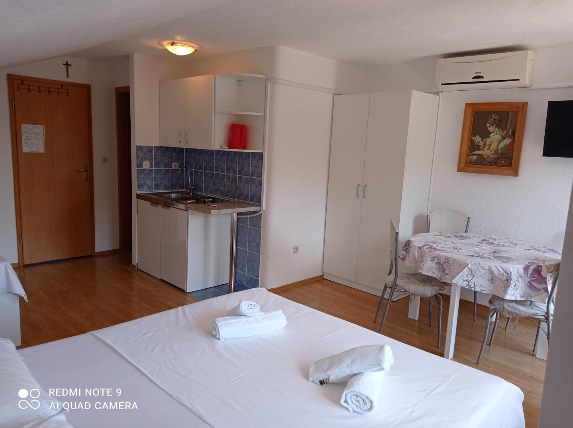 Apartments Mihovil Omiš Værelse billede