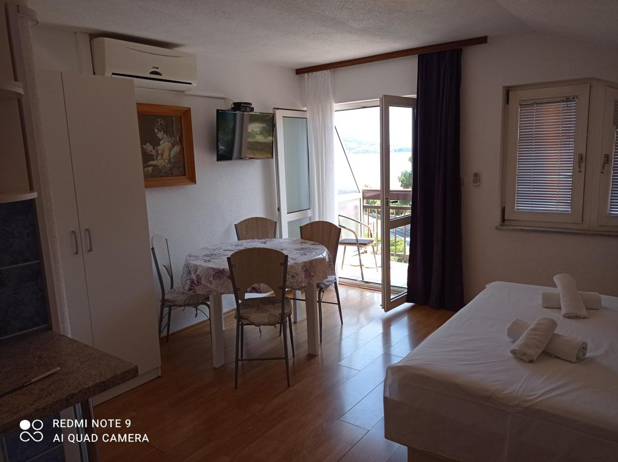Apartments Mihovil Omiš Værelse billede